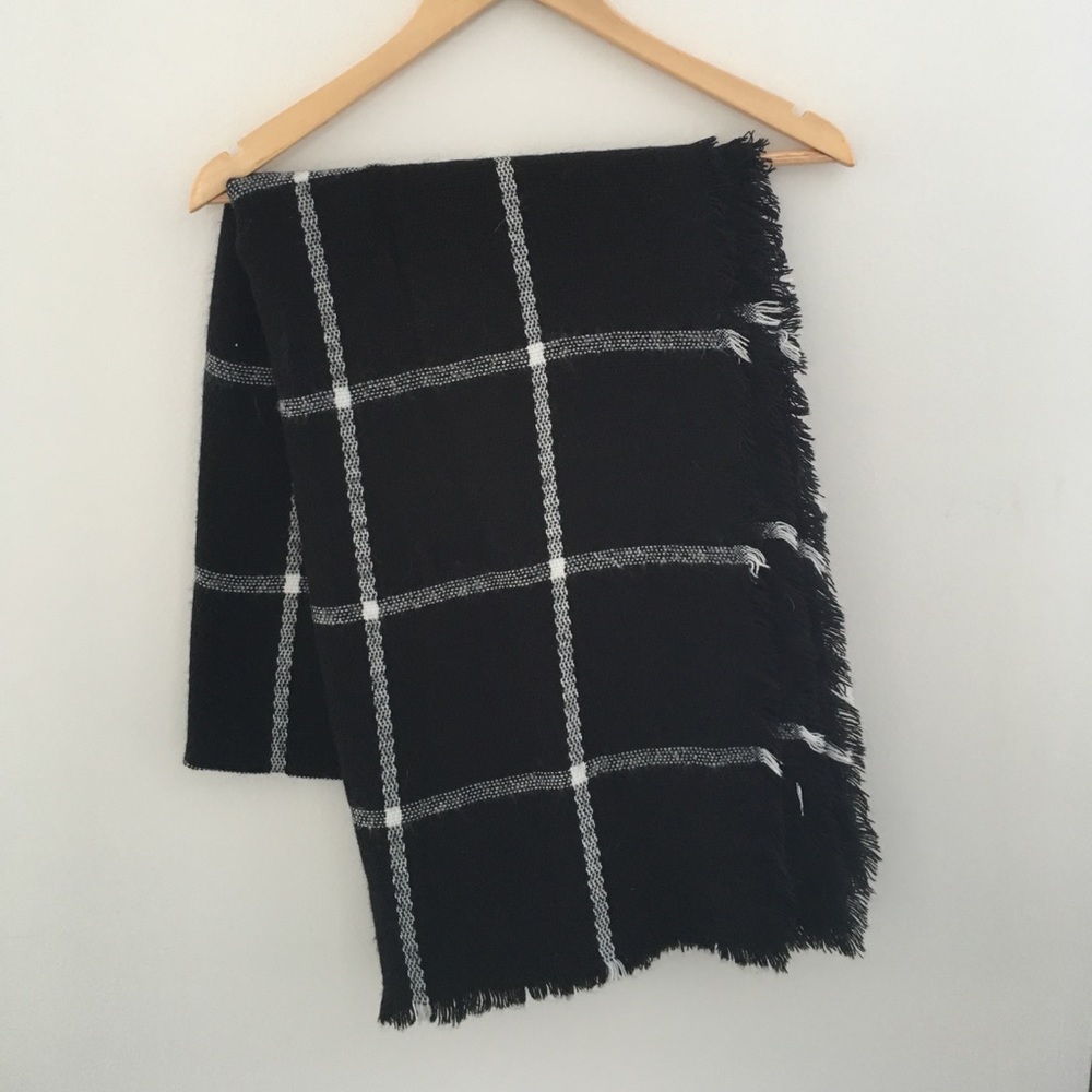 Oversized Blanket Scarf